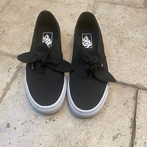 Vans Authentic knotted canvas slip on black sz 7.5